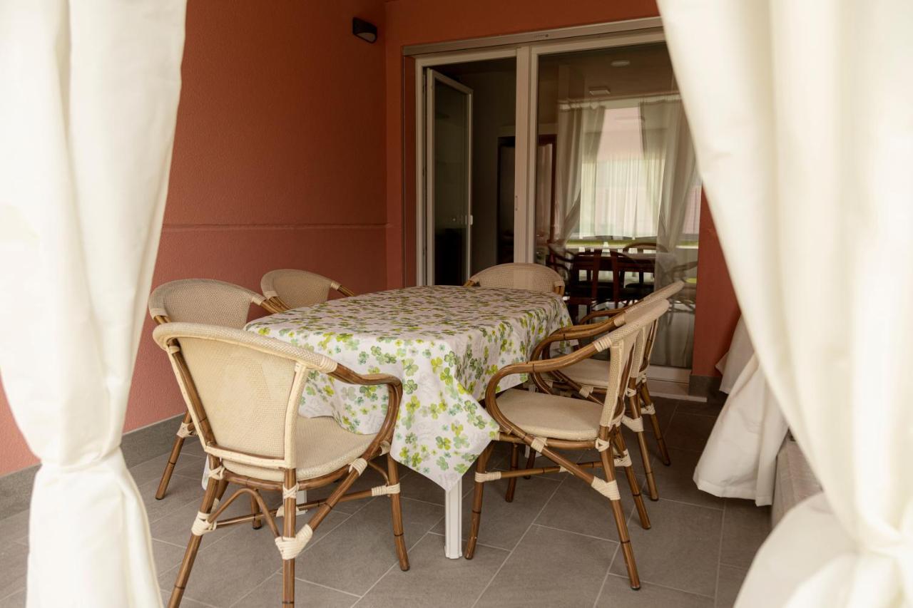 Holiday Apartments Giulia - Blue Pietramurata Luaran gambar